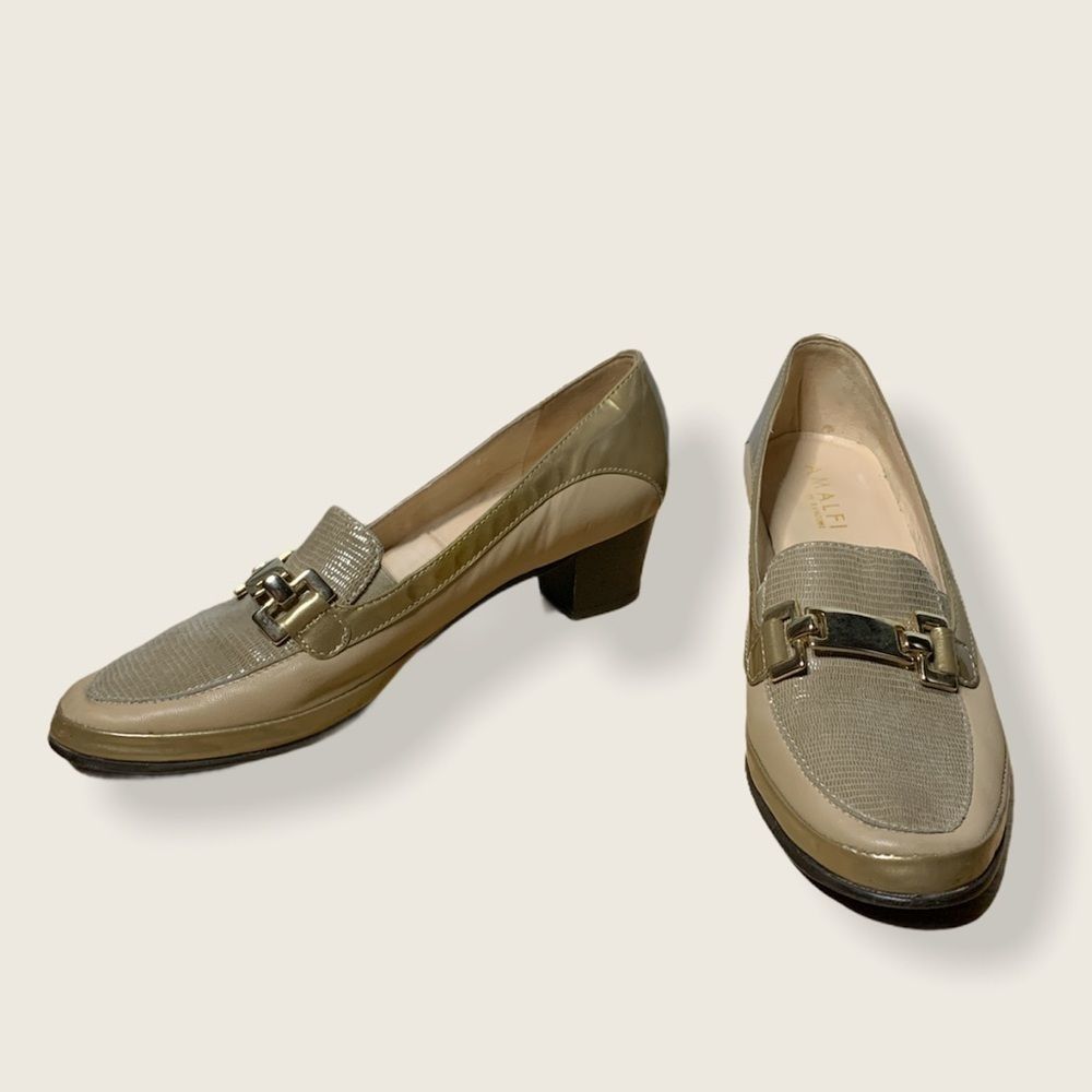 Amalfi by Rangooni Heeled Buckle Loafers Size 7